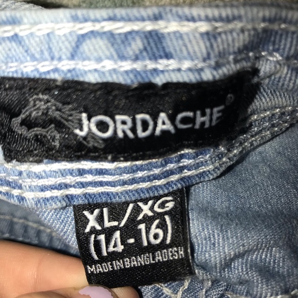 JORDACHE /Kids shorts overalls - Picture 2 of 2